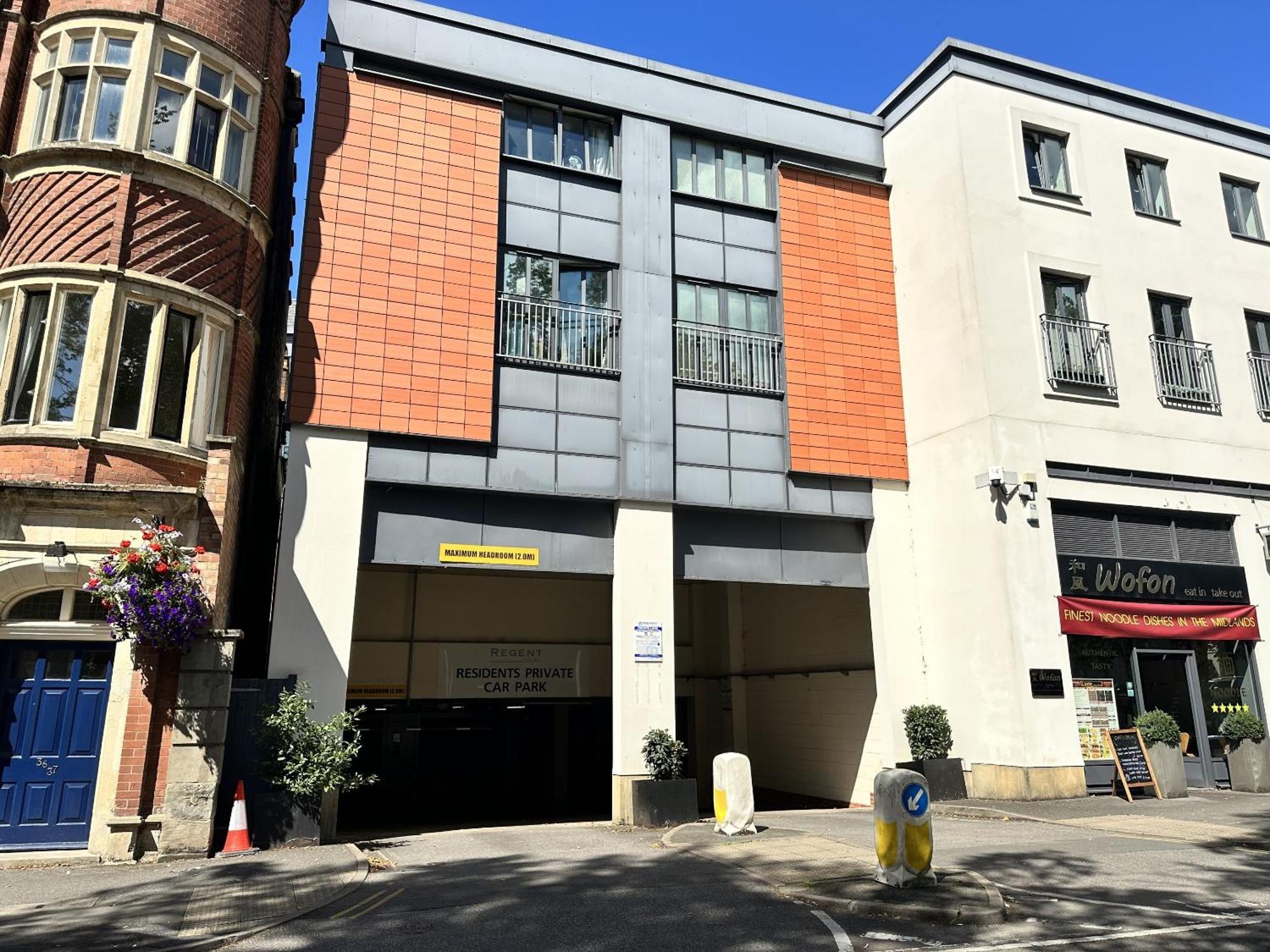 Stunning 2-Bed Town Centre Apartment - Hosted By Hutch Lifestyle Leamington Spa Exterior photo